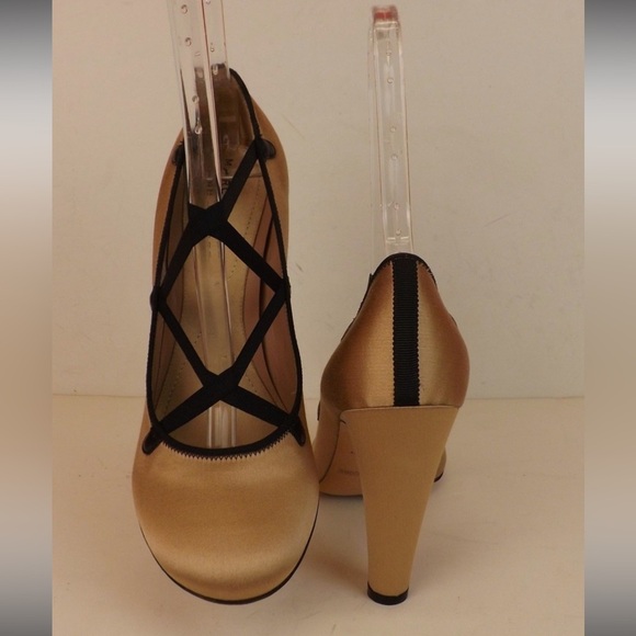 Marc Jacobs Women's Beige Ballet Flats - Picture 11 of 15